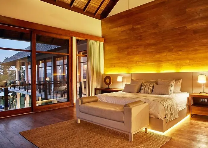 Beachfront Luxury, Purnama Ferienhaus *