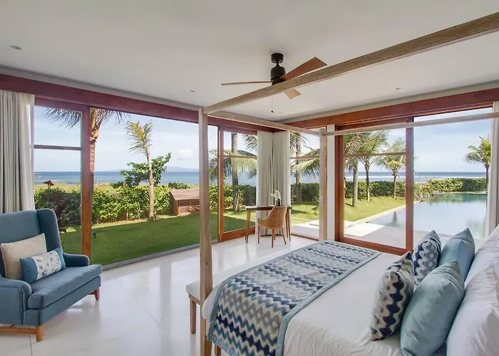 Beachfront Luxury, Purnama Ferienhaus *